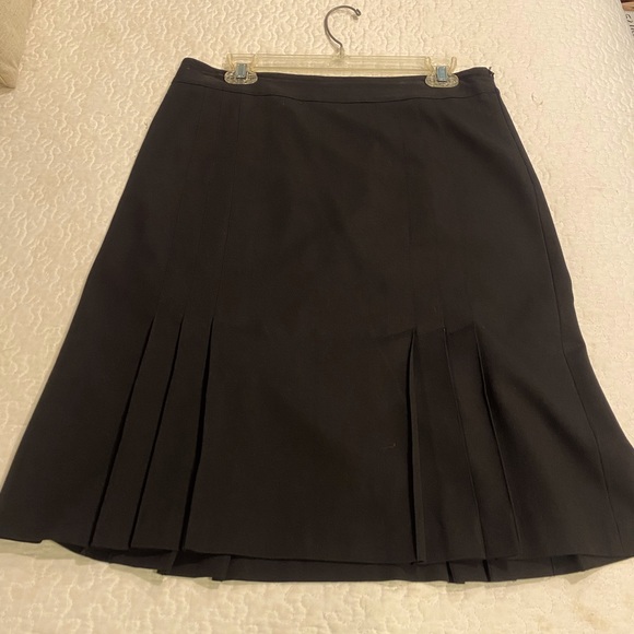 LOFT Dresses & Skirts - Loft black skirt